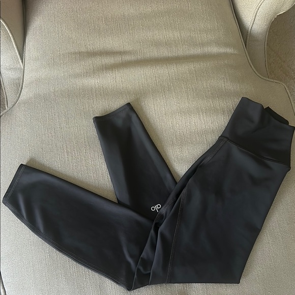 Alo 7/8 High-Waist Airlift Leggings - Picture 1 of 2